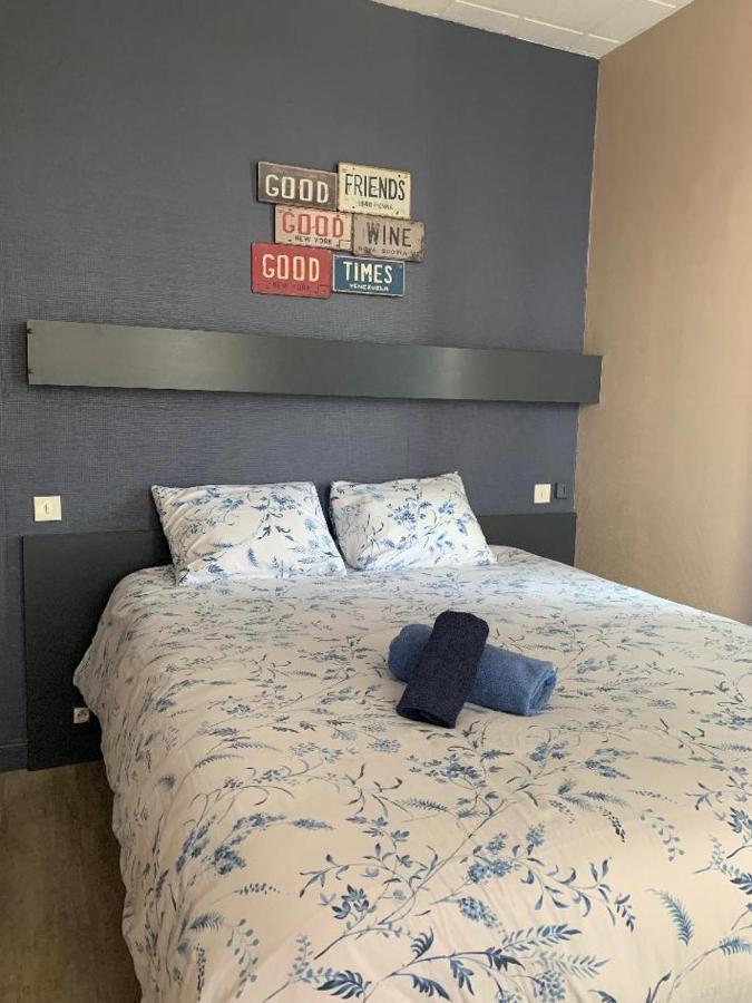 caveau du rond point Buxy Extérieur photo